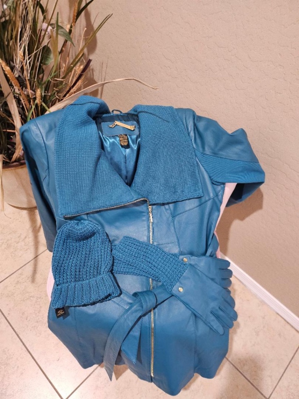 Iman Leather Jacket with Matching Hat and Gloves